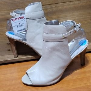 Franco Sarto Cream/Beige Peep Toe Heel Sandals